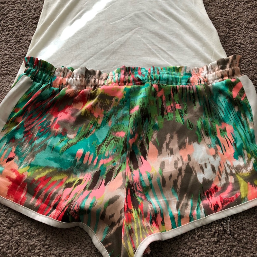 NO OFFERS JUST HIT BUY 🍓camo short set - Picture 8 of 8